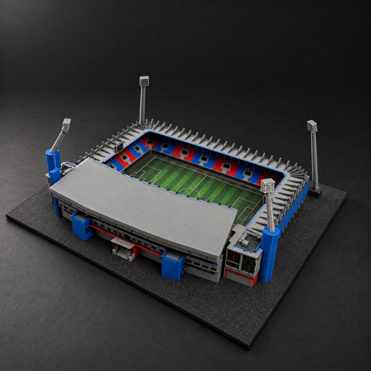 Barevný model Doosan Areny – detail hlavní fasády